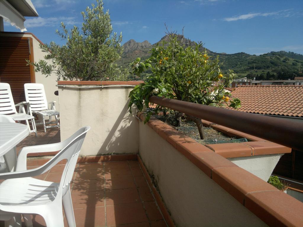 Porto Azzuro Apartment 6 Beds Porto Azzurro Exteriér fotografie